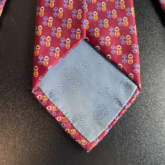 GUCCI Vintage Horsebit Pattern 100% Silk Neck Tie Made in Italy - Preowned - Picture 5 of 6